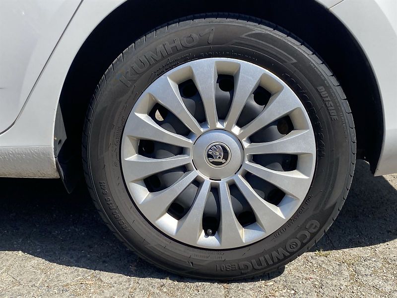 Škoda Fabia (2022) Combi 1.0 TSI Active - fotka 23 z 27