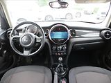 Mini Cooper 1,5 100kW CZ DPH Klima,Tempo - náhled 21