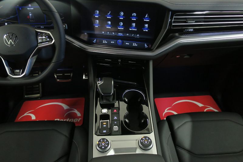 Volkswagen Touareg (2024) R-Line 3,0TDI 210kW Nez. top. - fotka 19 z 42