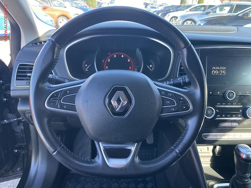 Renault Mégane (2018) 1.2TCe, Navigace - fotka 11 z 15
