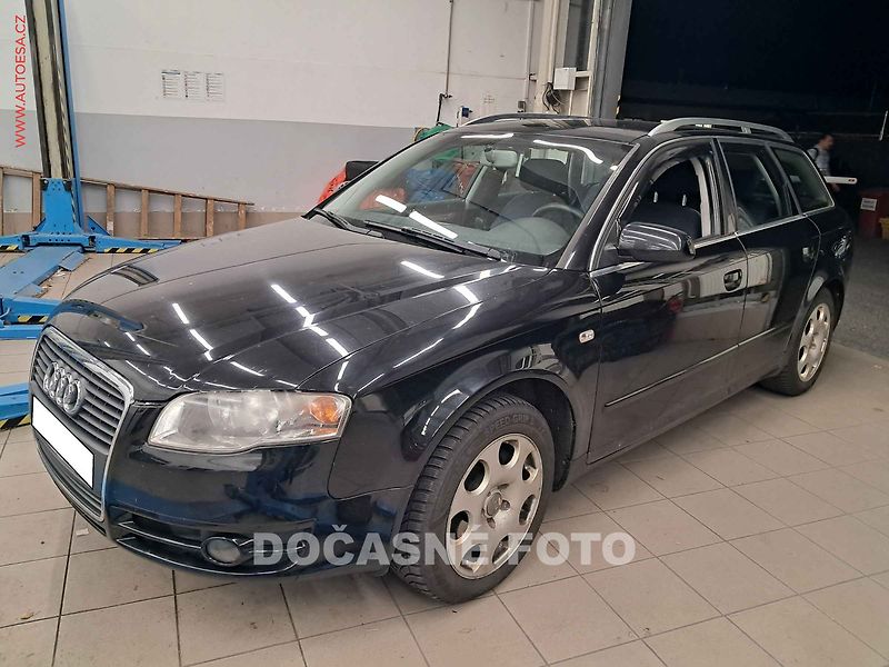 Audi A4 (2005) 2.0tdi, 2.maj - fotka 1 z 3