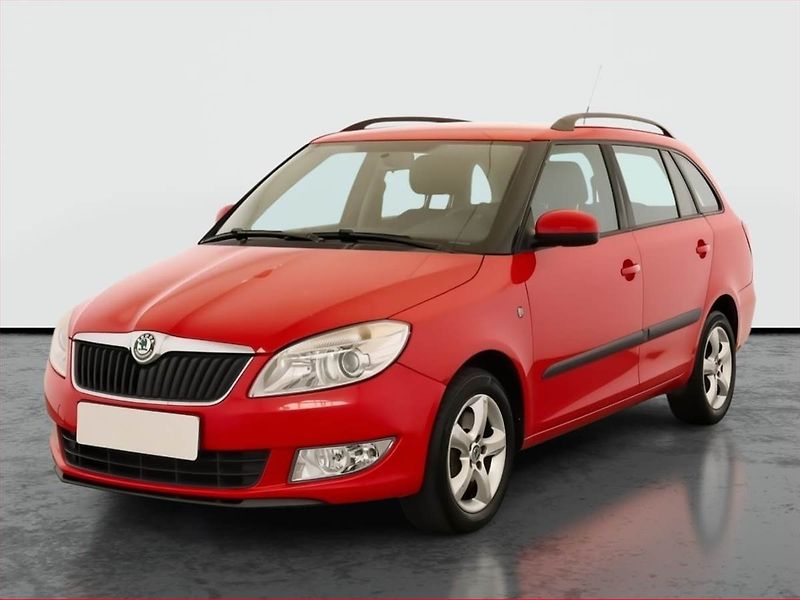 Škoda Fabia (2010) Ambiente 1.2 TSI, Automat - fotka 2 z 14