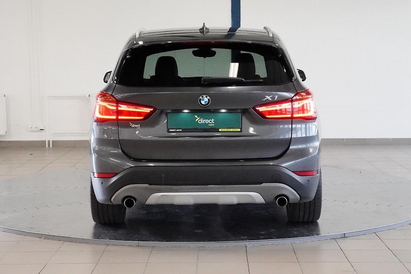 BMW X1 - fotka 6 z 30