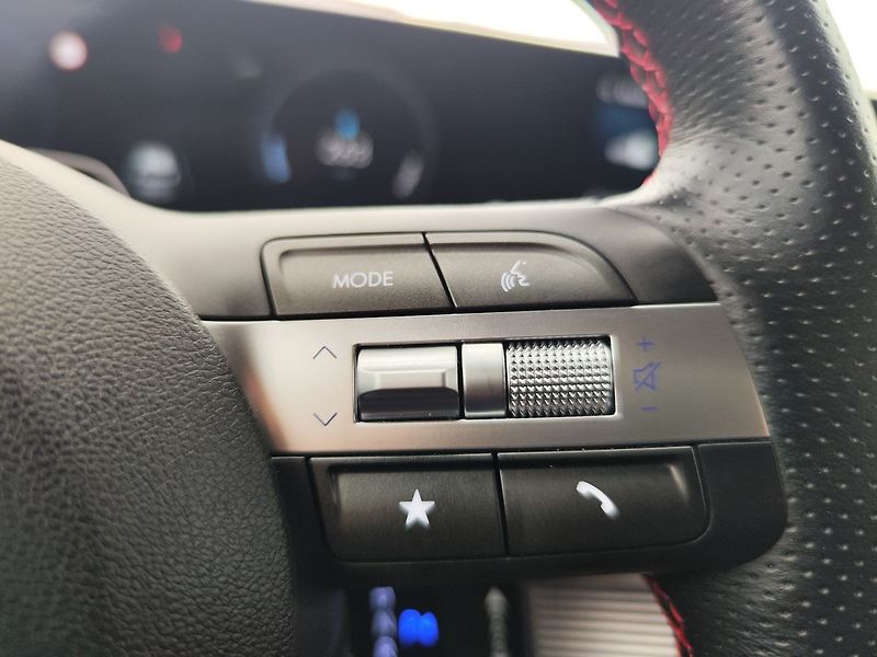 Hyundai Kona EV65kWh/150kW N-Line+ - fotka 32 z 39