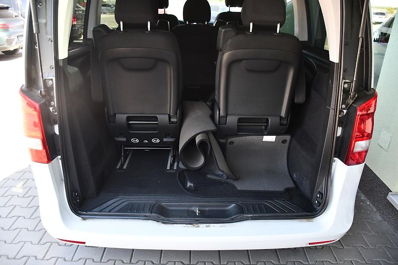 Mercedes-Benz Třídy V 250d - fotka 35 z 37