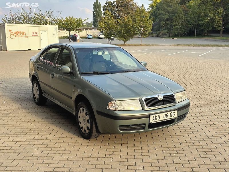 Škoda Octavia (2001) 1.8T, 110kw Původ ČR 1. maj. - fotka 7 z 17