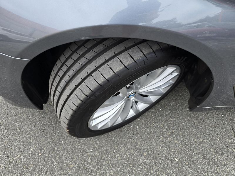 BMW Řada 5 530i 185kW XDRIVE LUXURY - DPH - fotka 46 z 47