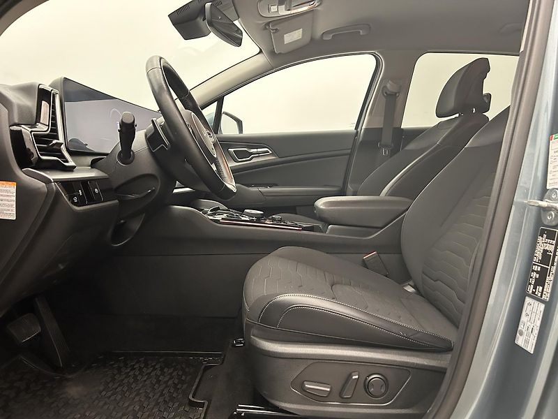 Kia Sportage 1.6 T-GDi 4x4 TOP - fotka 17 z 26