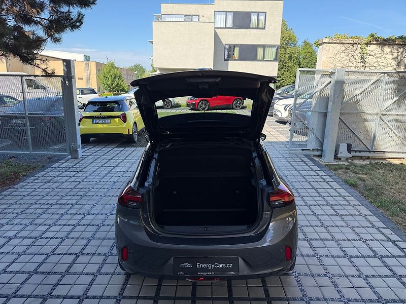 Opel Corsa e 50kWh Elegance - fotka 33 z 37