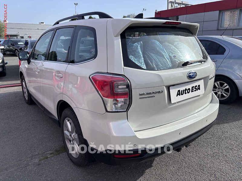 Subaru Forester (2017) 2.0i 4x4, 1.maj,ČR, AC, TZ - fotka 2 z 3