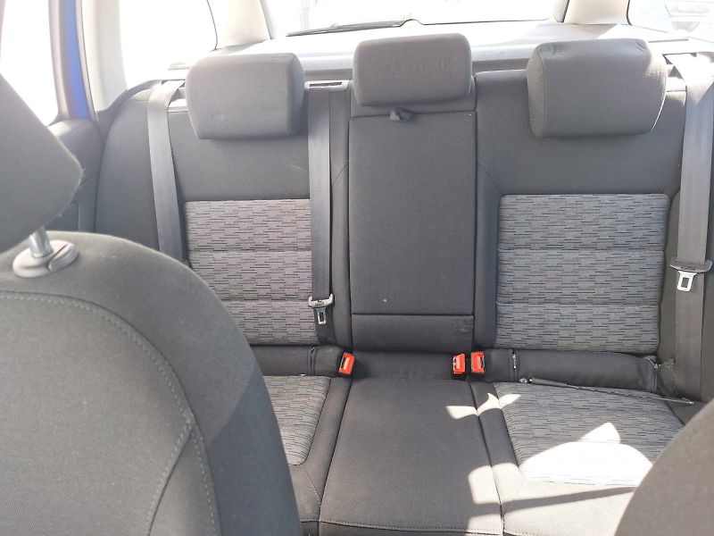 Škoda Octavia (2009) COMBI / 1.6 MPI / 75 kW / 5MP - fotka 21 z 26
