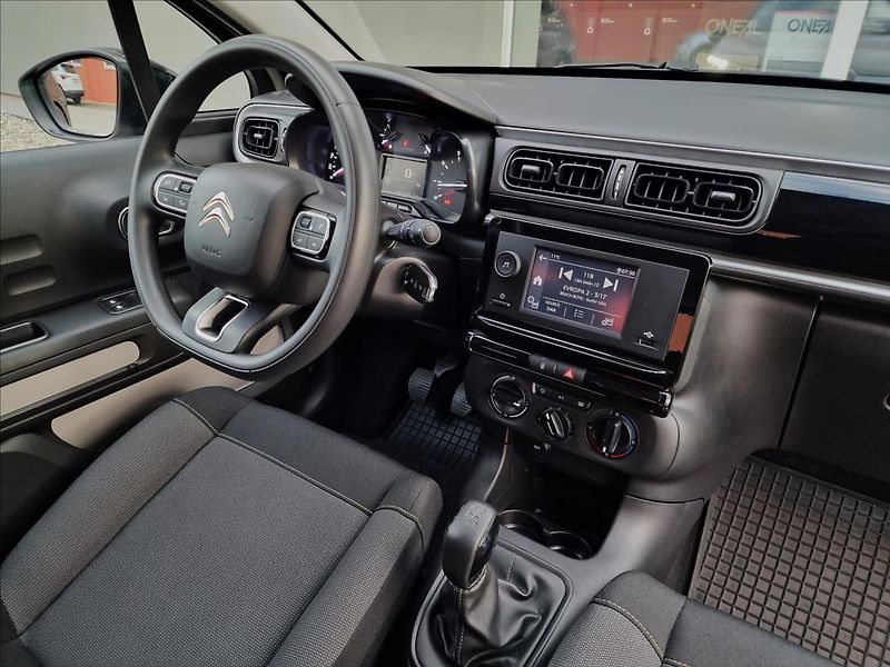 Citroën C3 1.2 PureTech Feel,ČR,1.Maj. - fotka 37 z 47