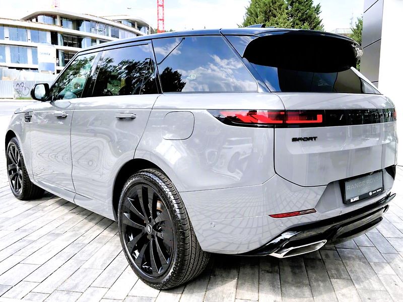 Land Rover Range Rover Sport (2026) 3,0 P460e DYNAMIC SE PHEV - fotka 3 z 38