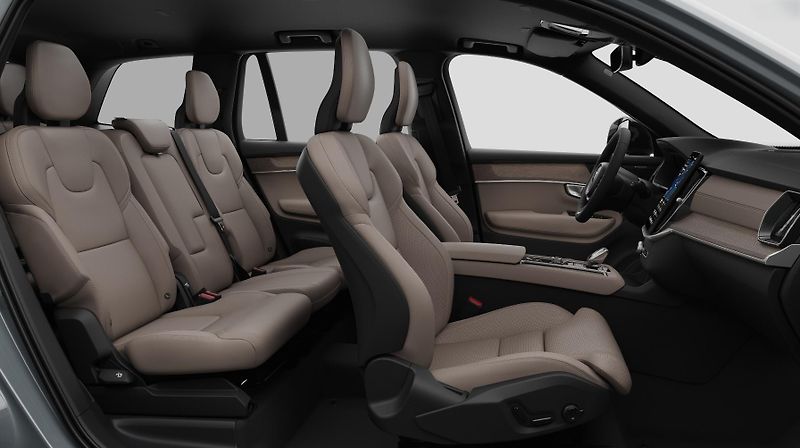 Volvo XC90 (2026)  B5 AWD PLUS DARK - fotka 10 z 13