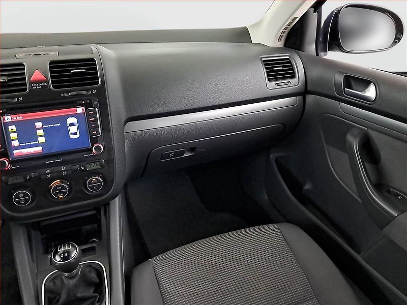 Volkswagen Golf (2008) 1.9 TDI, po STK, Tažné, Klima - fotka 8 z 14
