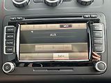 Volkswagen Touran (2014) 2.0 TDi, CUP, bixen, panor - náhled 16