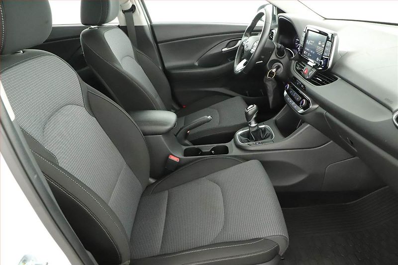 Hyundai i30 (2021) 1.5 DPI, Serv.kniha - fotka 7 z 18
