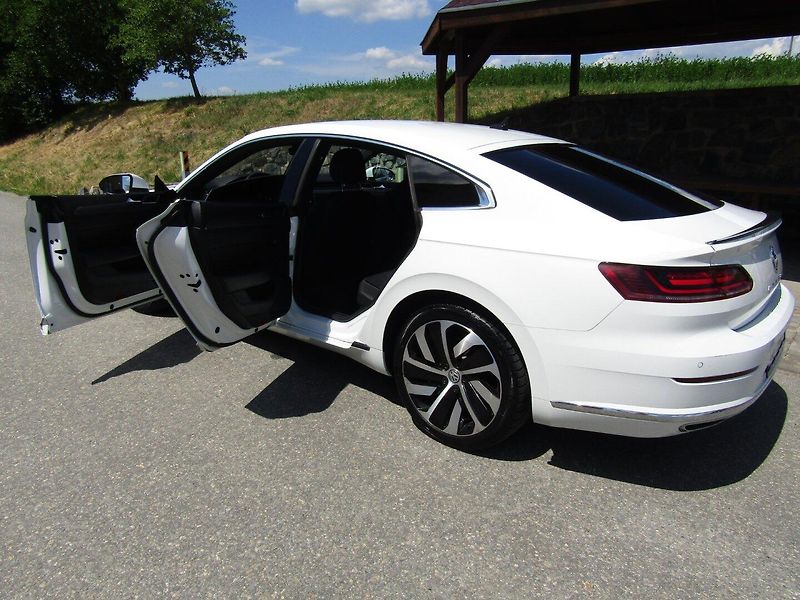 Volkswagen Arteon (2019) 2.0 TDI 140kW R-Line - fotka 44 z 44