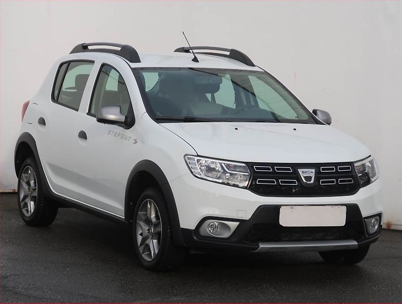 Dacia Sandero (2021) Stepway 1.0 SCe, ČR,1.maj - fotografie inzerátu