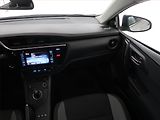 Toyota Auris (2016) Hybrid, Automat, Tempomat - náhled 8