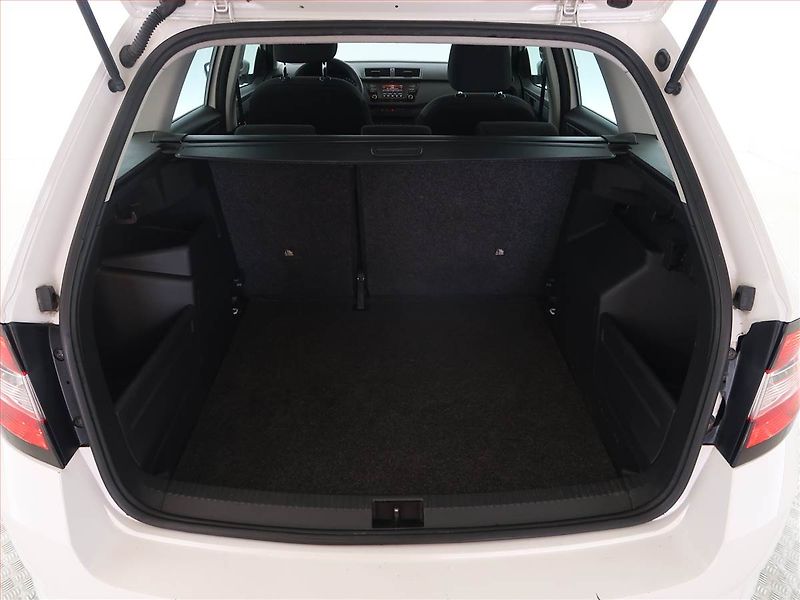Škoda Fabia (2015) 1.4 TDI - fotka 14 z 15