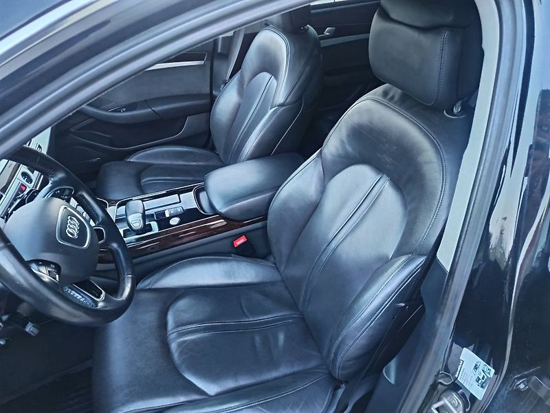 Audi A8 (2014) - fotka 24 z 59