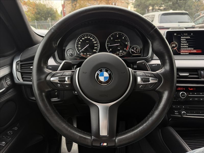 BMW X6 M50d Xdrive - fotka 13 z 30