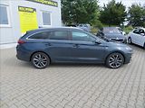 Hyundai i30 1,5 T-GDI M-Hev Style kombi - náhled 10