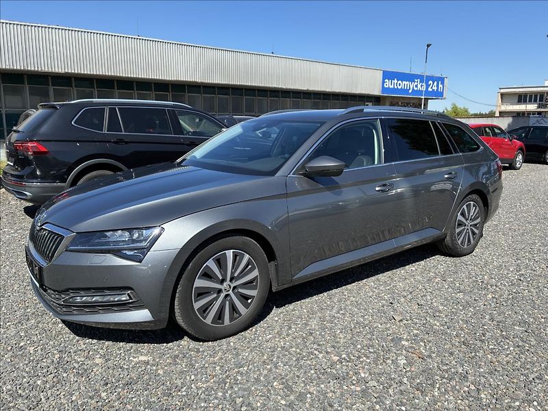 Škoda Superb 2,0 TDI,WEBASTO,TAŽNÉ - fotografie inzerátu