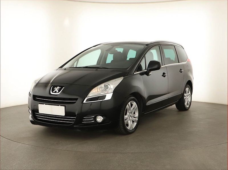 Peugeot 5008 (2011) 2.0 HDI, Automat, Xenony - fotka 2 z 19