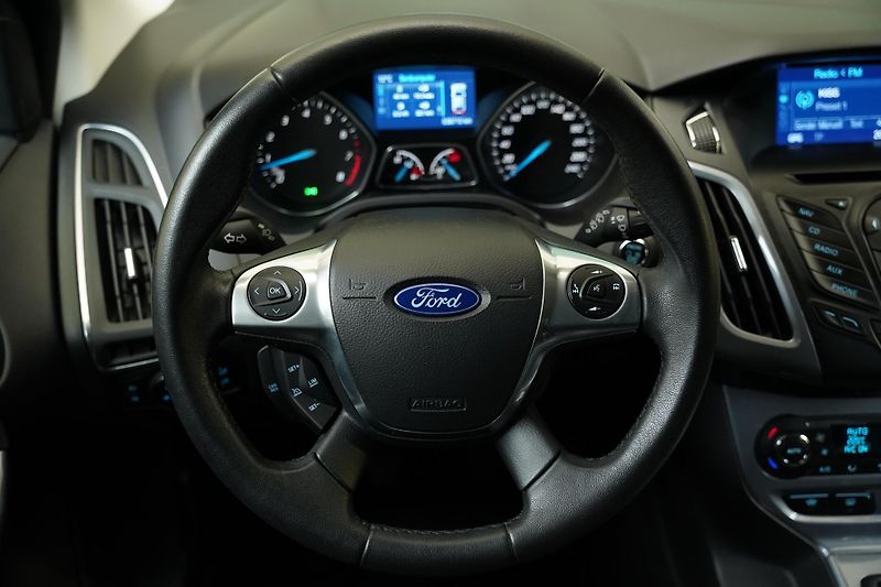 Ford Focus - fotka 18 z 24