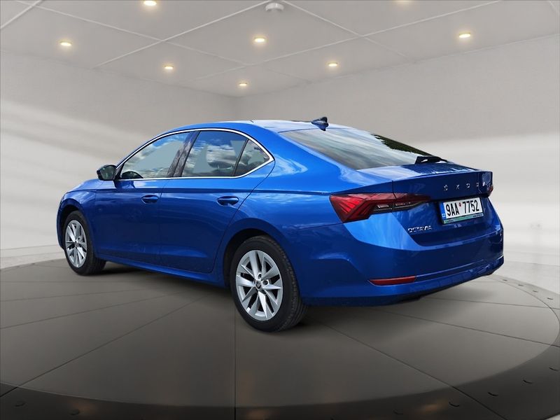 Škoda Octavia 2,0 TDI Style DSG - fotka 4 z 11