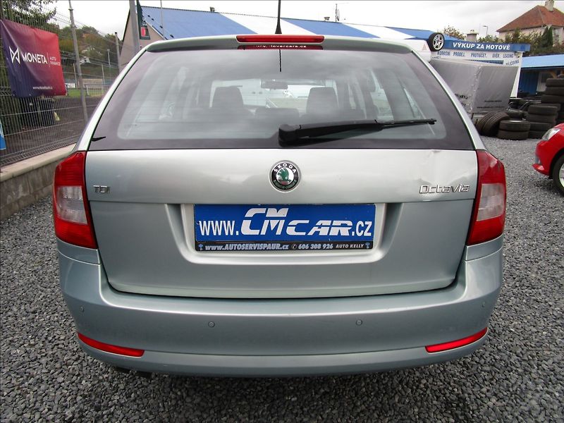 Škoda Octavia Combi 1.9TDi Ambiente, Klima - fotka 5 z 41