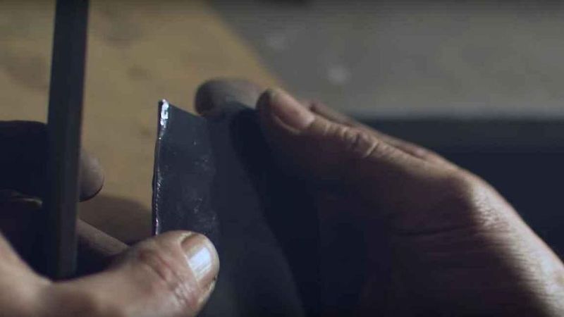 Kryty Volkswagen Crashed Case pro iPhone 8.