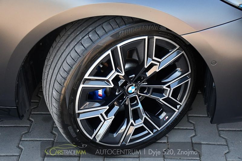 BMW Řada 5 520d xDrive MSPORT 3LZÁRUKA ČR - fotka 52 z 59