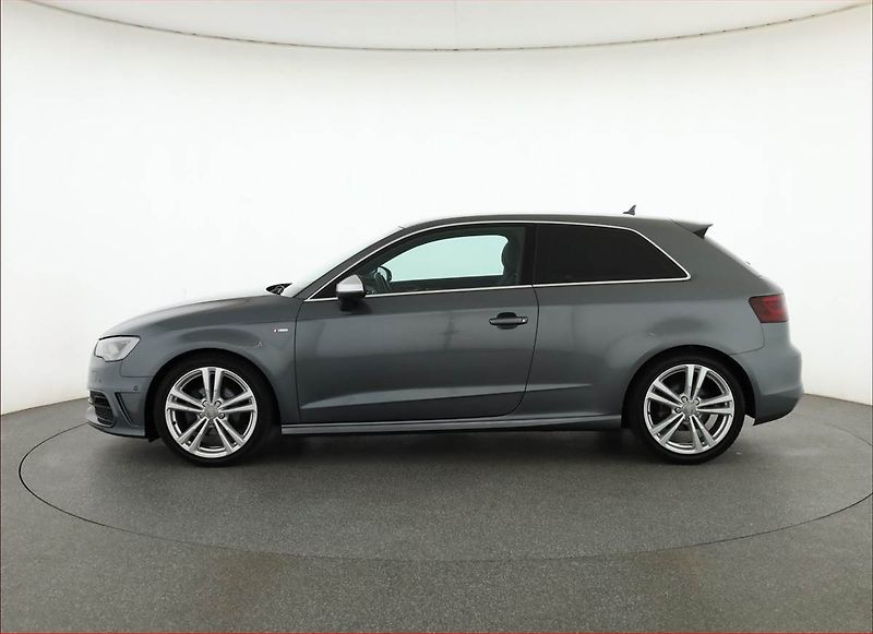 Audi A3 (2015) S-Line 2.0 TDI, Automat - fotka 3 z 19