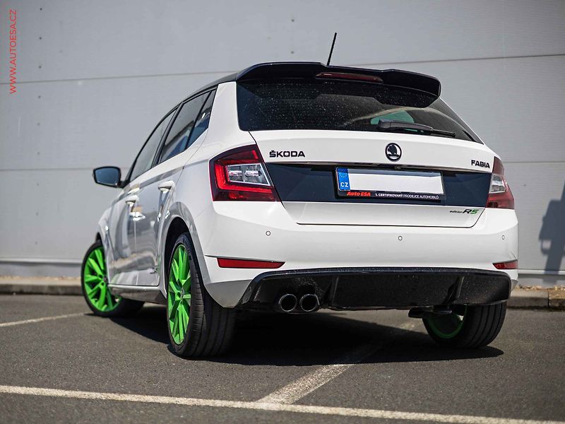 Škoda Fabia (2018) 1.4 TSi R5 Edition, 2.maj,ČR - fotka 9 z 26