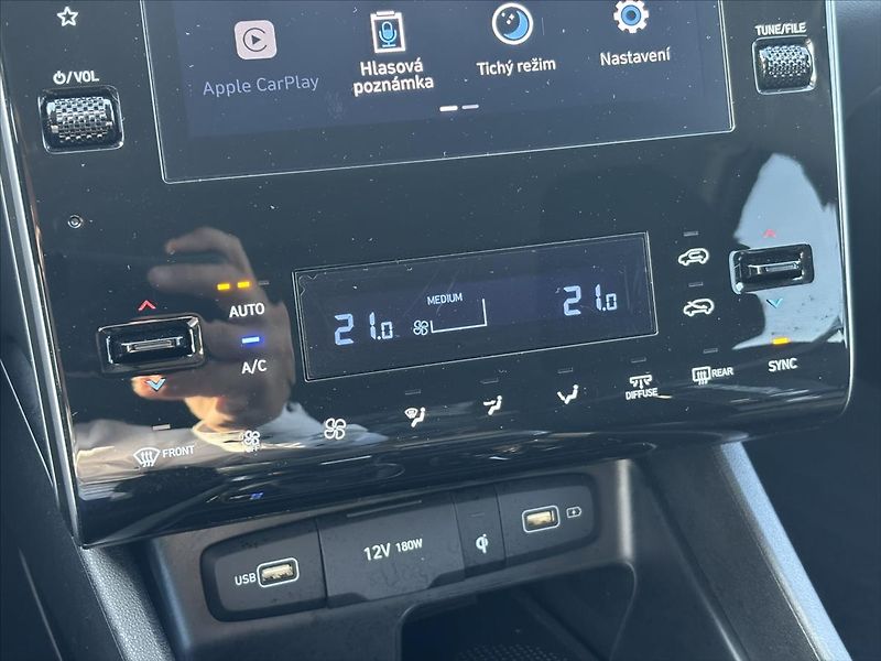 Hyundai Tucson 1,6 TGDi AT MHEV Smart ZÁRUKA - fotka 22 z 44