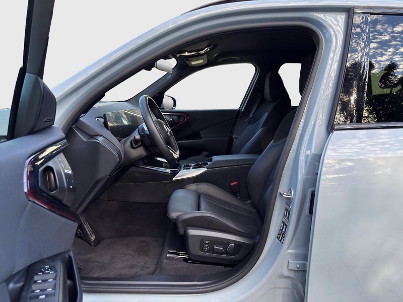 BMW X3 xDrive20d - fotka 2 z 23