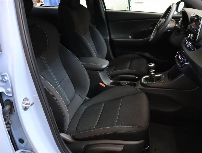 Hyundai i30 (2022) 2.0 N - fotka 9 z 23