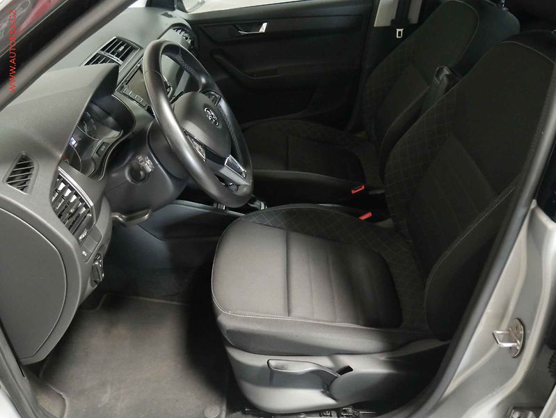 Škoda Fabia (2014) 1.2TSI, DSG - fotka 9 z 20