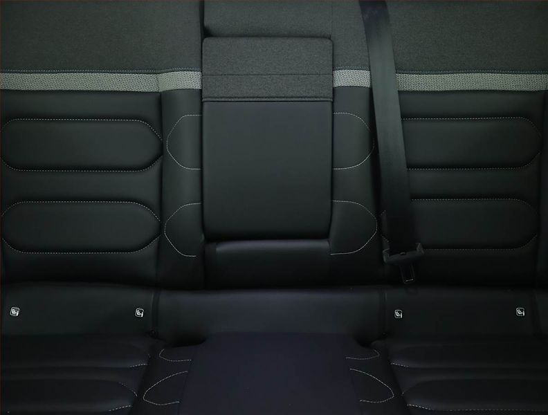 Citroën ë-C4 (2021) 50 kWh, SoH 90% - fotka 10 z 18