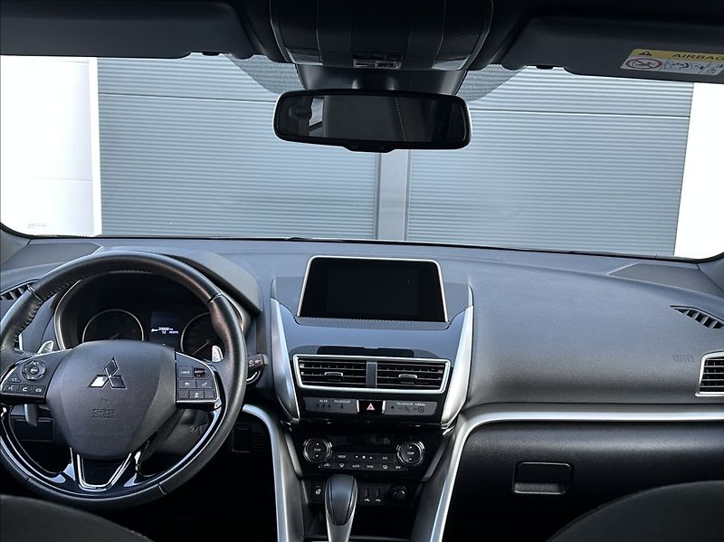 Mitsubishi Eclipse Cross 1,5 Turbo 163PS  Connect+ A/T - fotka 29 z 54