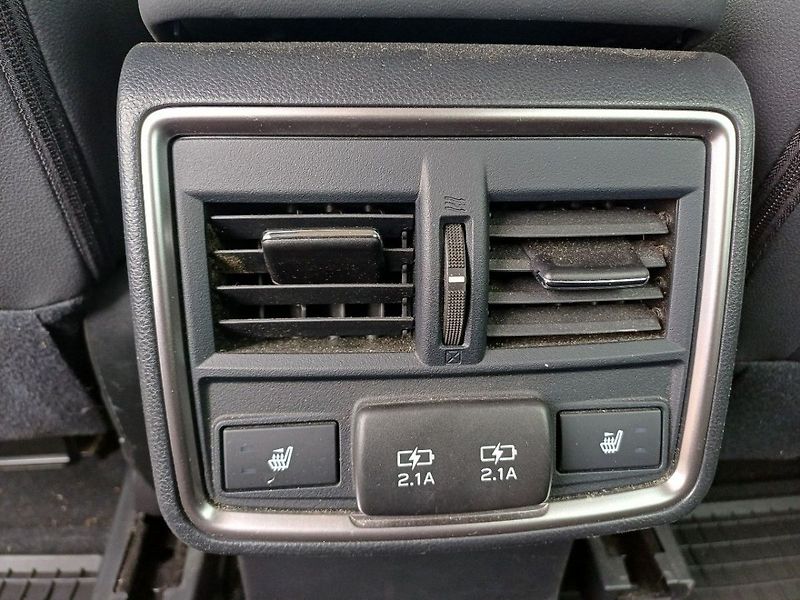 Subaru Forester COMFORT e-Boxer FB 20 110 kW C - fotka 22 z 28
