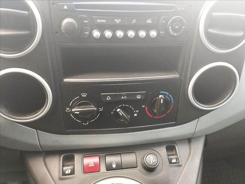 Citroën Berlingo 1,6 68KW - fotka 12 z 13