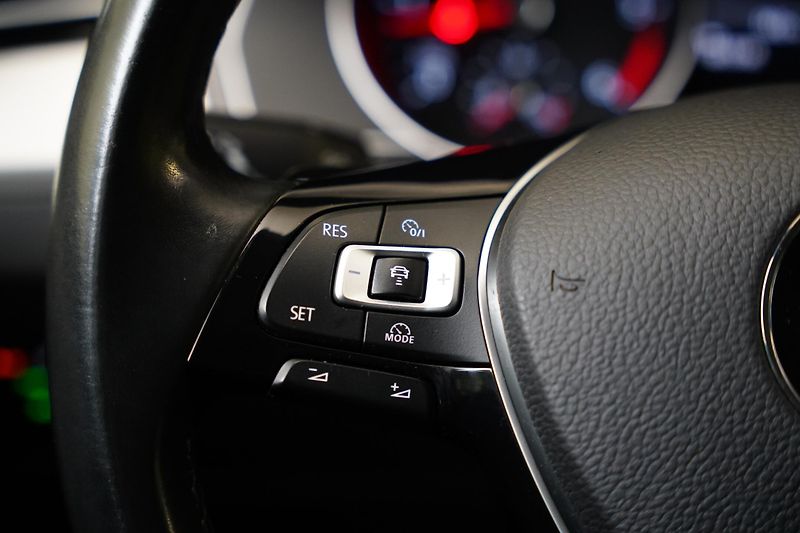 Volkswagen Passat - fotka 16 z 29