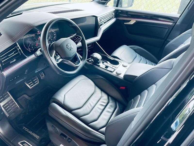 Volkswagen Touareg (2024) R eHybrid 3.0 V6 TSi, 340kW - fotka 11 z 23