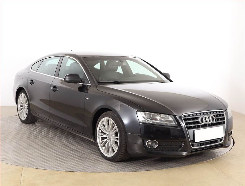 Audi A5 (2010) S-Line 2.0 TFSI, Xenony - fotografie inzerátu