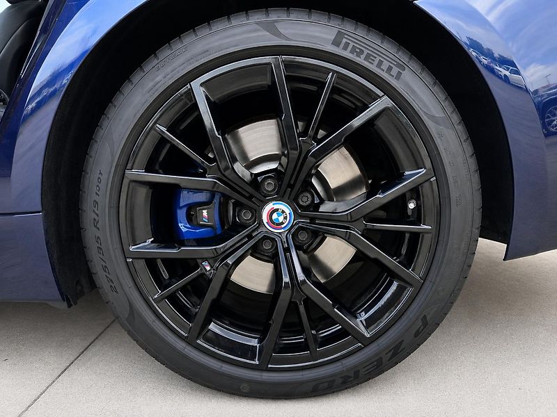 BMW Řada 5 540i xDrive M-Sport Touring - fotka 6 z 28