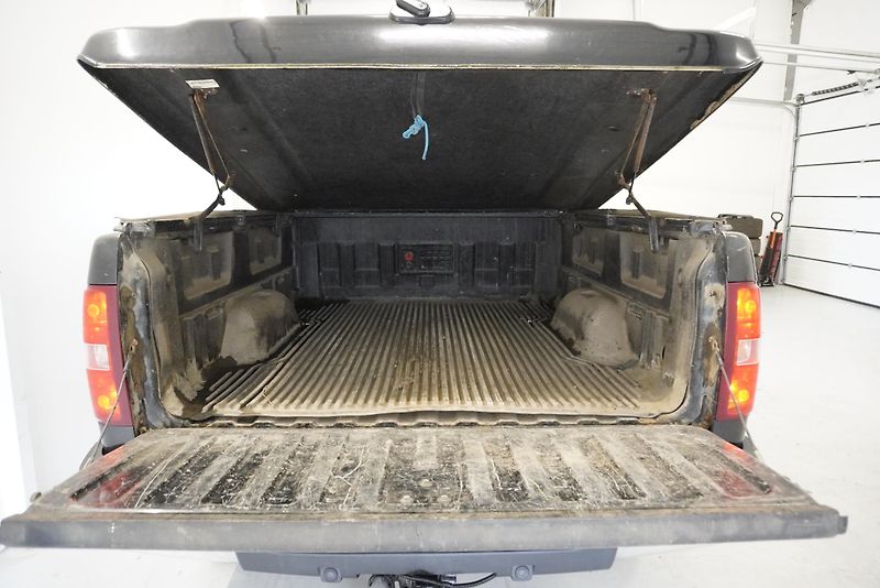 Chevrolet Silverado 2500 6.6 V8 - fotka 36 z 39
